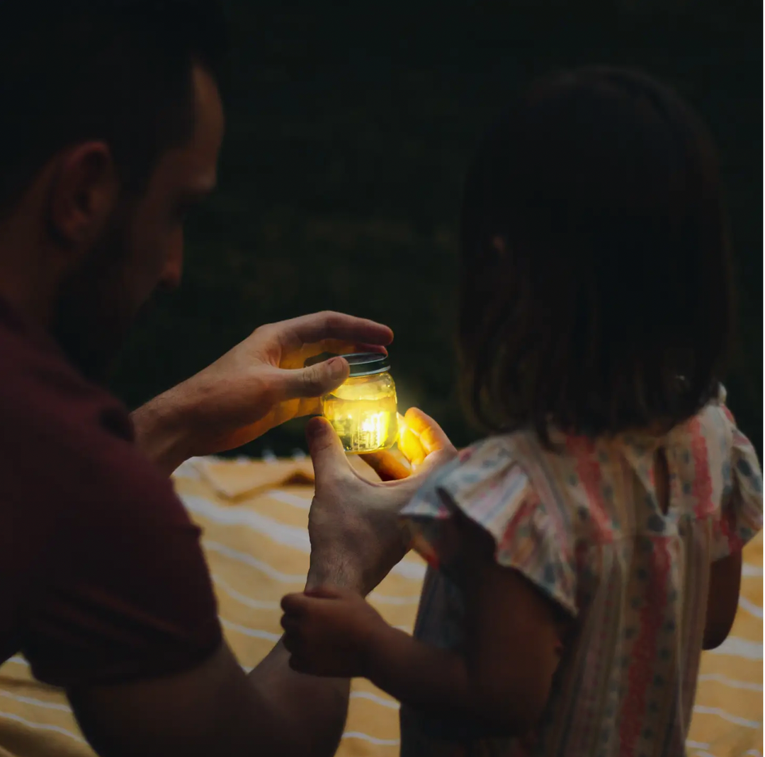 Glo Pals - Water Activated Light Up Cubes in Yellow